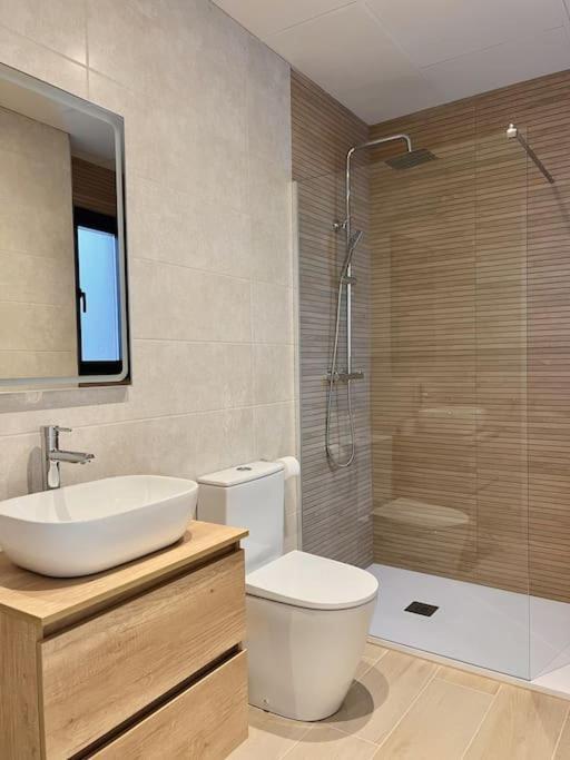 Moderno Apartamento Con Terraza En La Azotea Росас Экстерьер фото